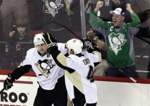 The Pittsburgh Penguins had an impressive 15 game win streak earlier in the season. (AP Photo/Gerry Broome)
