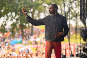 Sam Austins performing